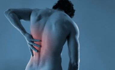 A man has pain in his left shoulder blade
