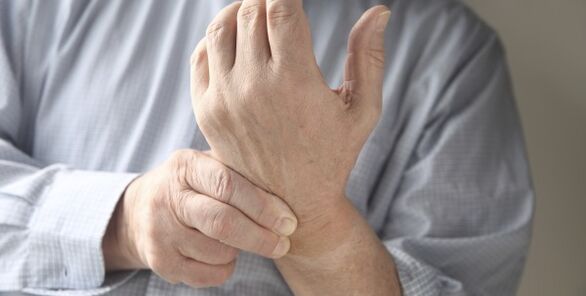 Pain in the hand joints